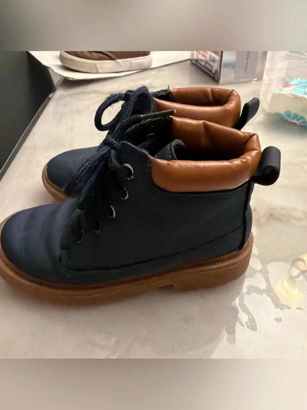 Men's Black and Brown High-Top Casual Sneakers